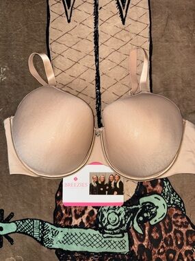 NWT 42D Breezies Sun-beige Cotton Stretch Underwire Convertible Bra